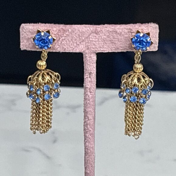 Vintage Gold Tone Tassel Earrings Blue Rhinestone Dangle Clip On Chain Drop - Picture 2 of 9